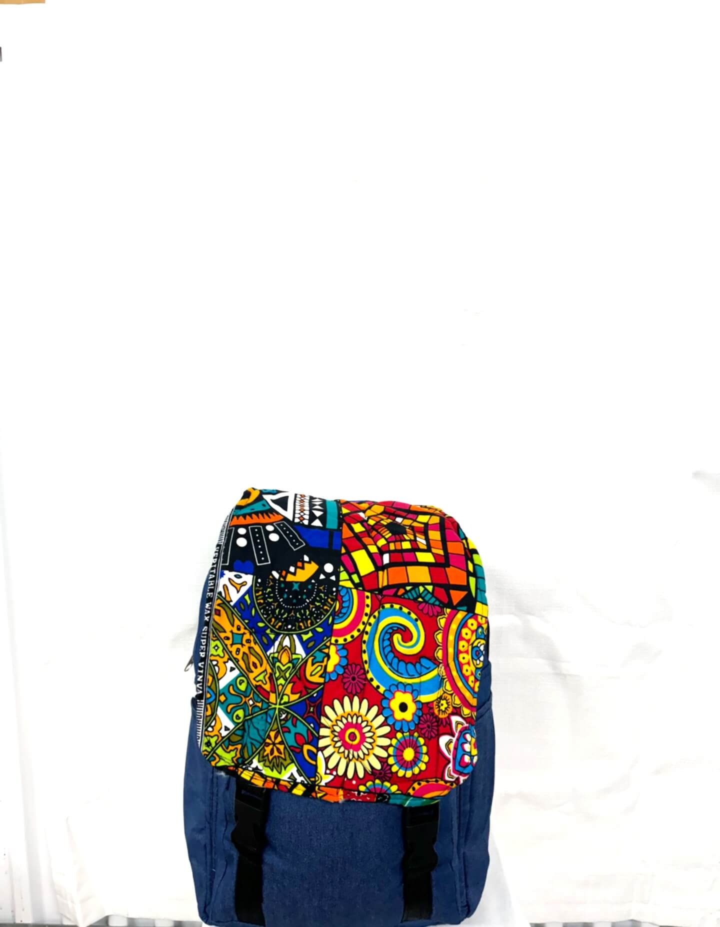 Accra Beauty Blue/green/red/yellow